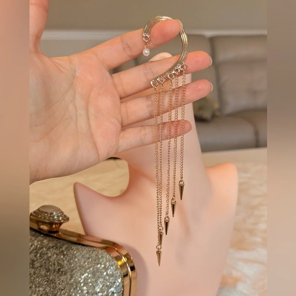 ⚜️ Avant-garde Gold Chain Drop Earrings